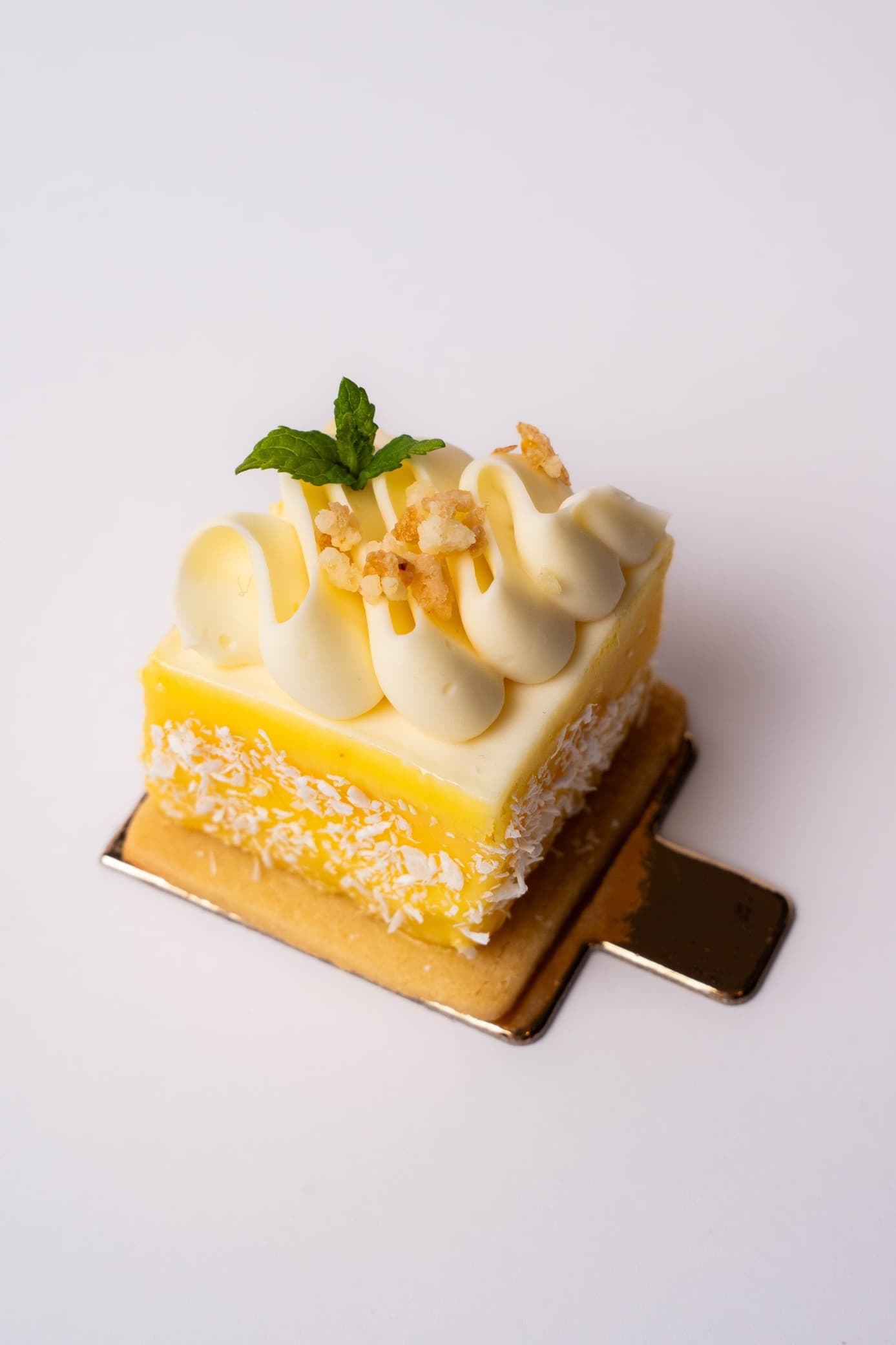 Petit fours