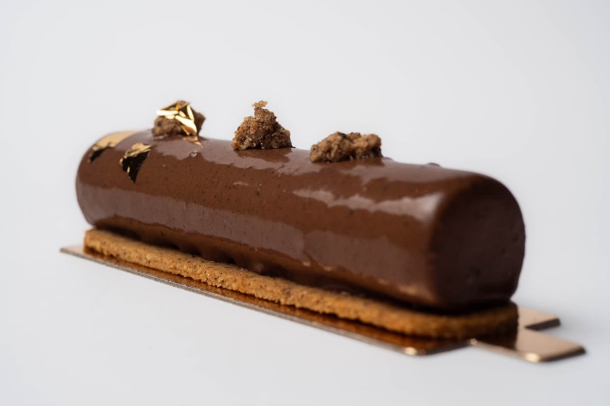 Carob Noir 4