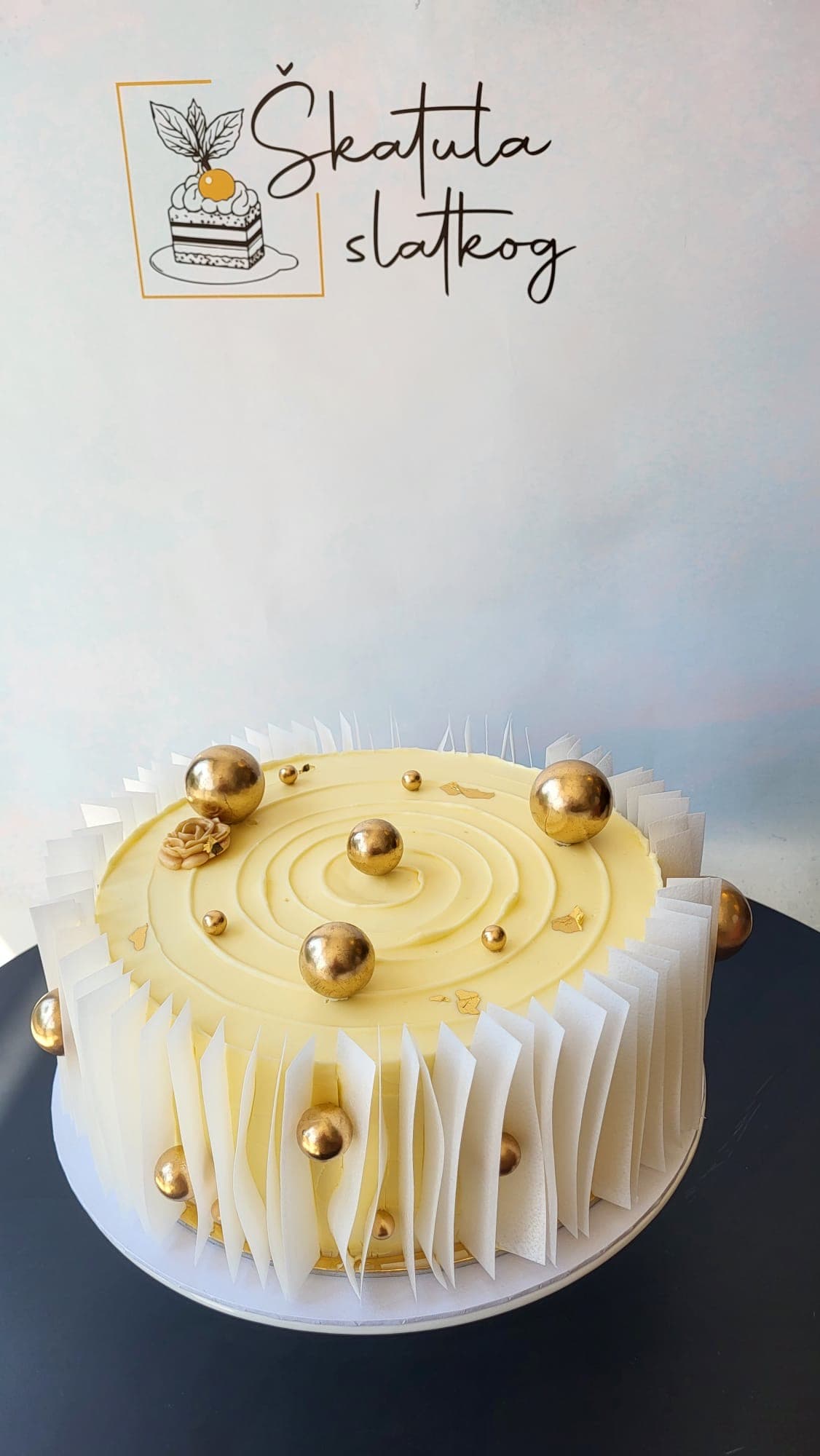 Occasion cake 6