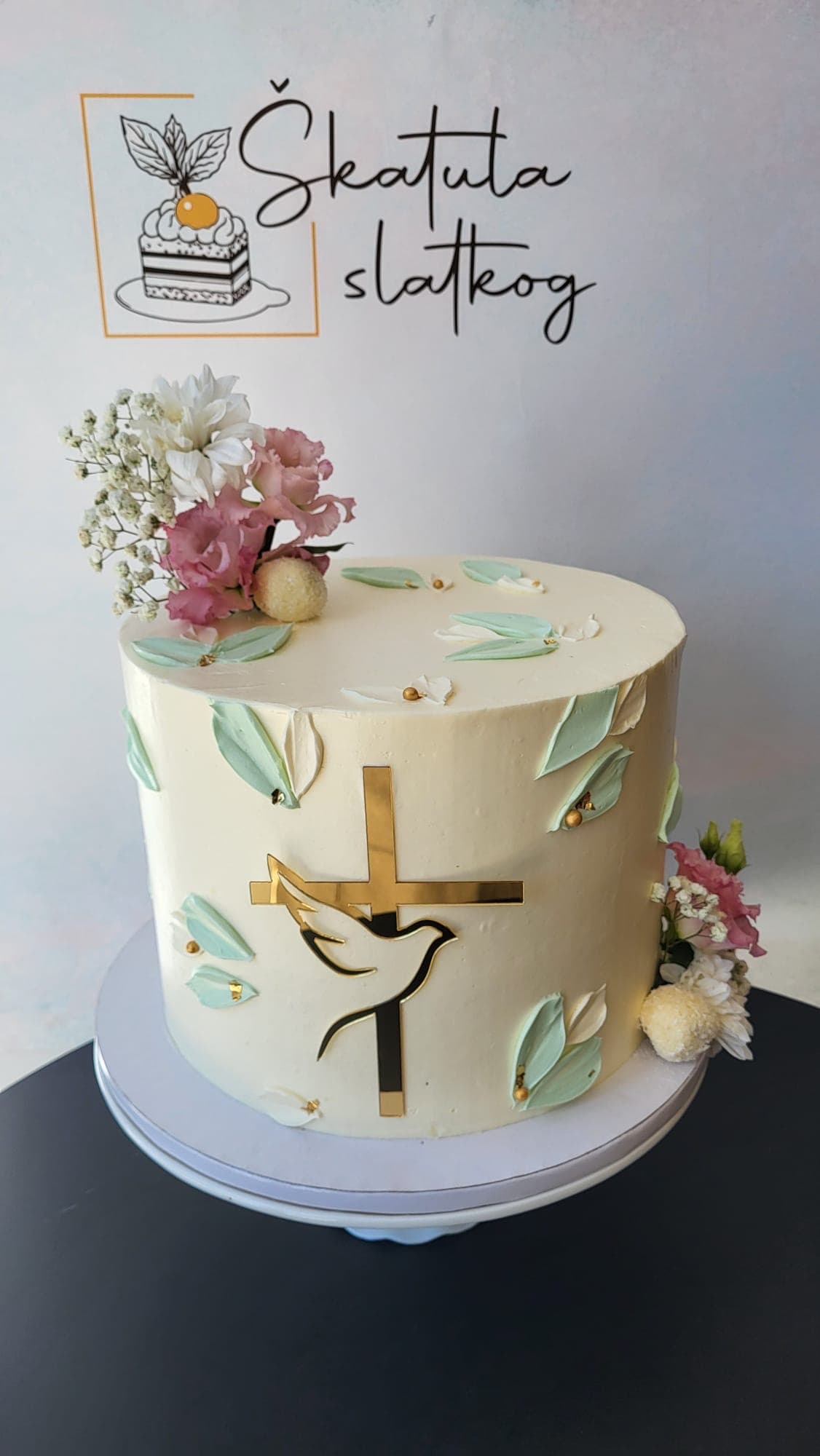 Occasion cake 7